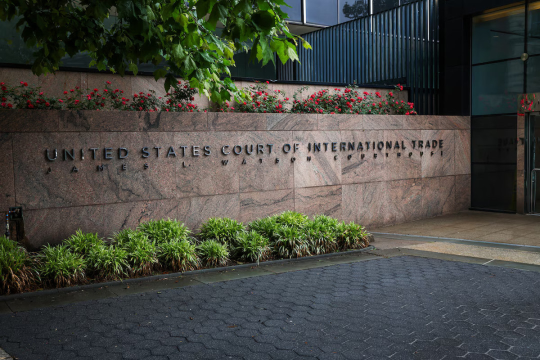 Tariffs versus the Courts
