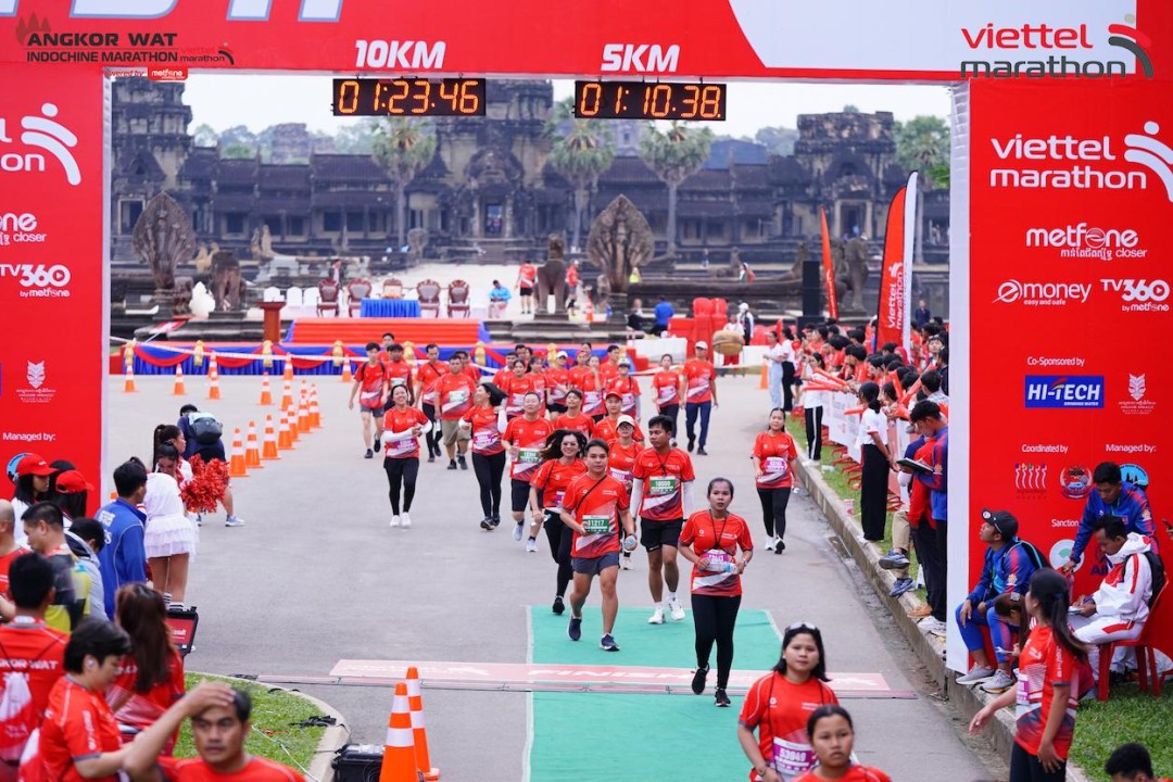 More Than 9,000 Runners Participate In The Angkor Wat Indochina Marathon Powered By Metfone