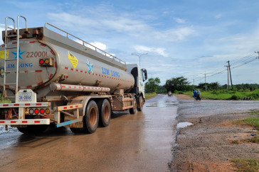 Cambodia’s Fuel Import Bill Falls 10% in First 11 Months of 2025