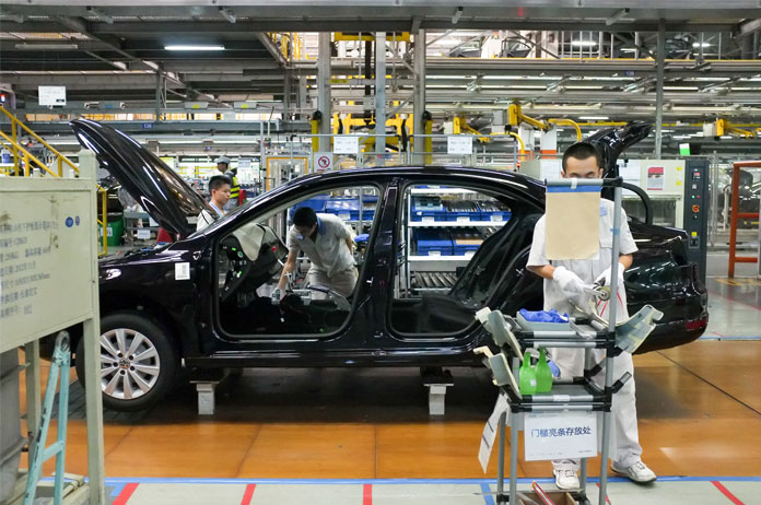 nissan-factory-cambodia-prime-minister-featured-image