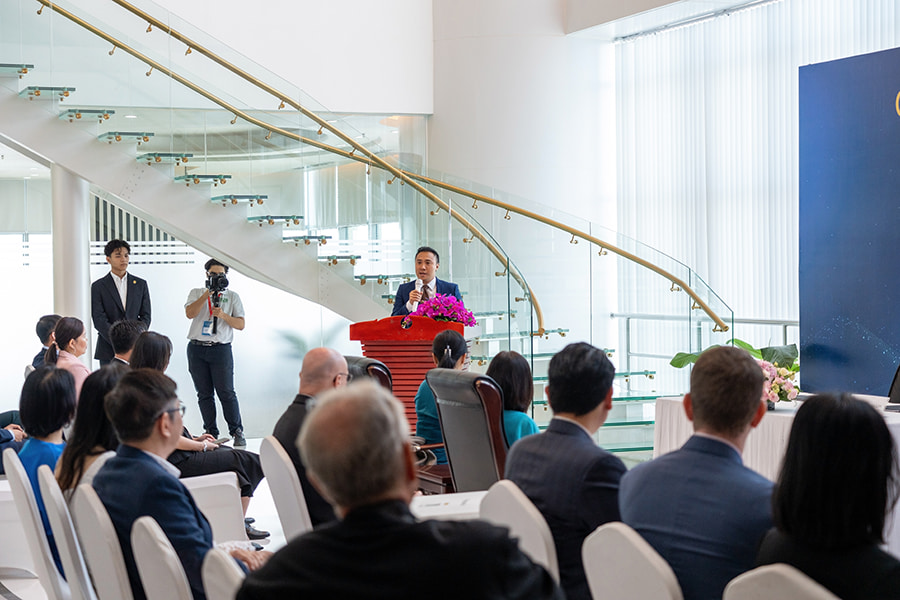 Tea Thierry, Vice President of OCIC Group, speaking at the March 26, 2024, signing ceremony